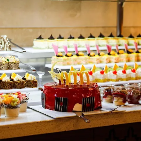 Juju Premier Palace מלון 5*