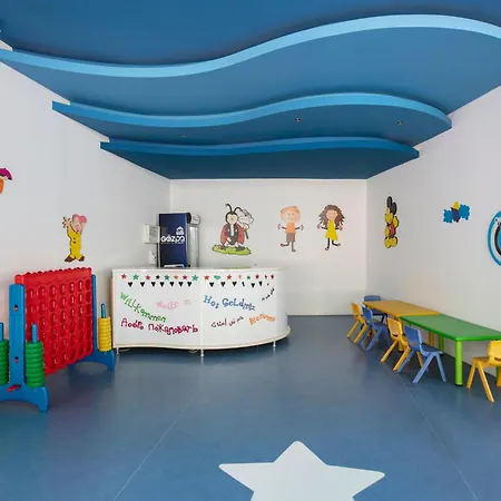 מלון Juju Premier Palace 5*