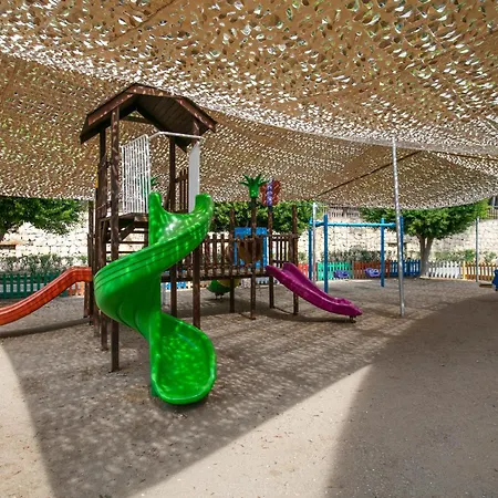 Juju Premier Palace 5* בלדיבי